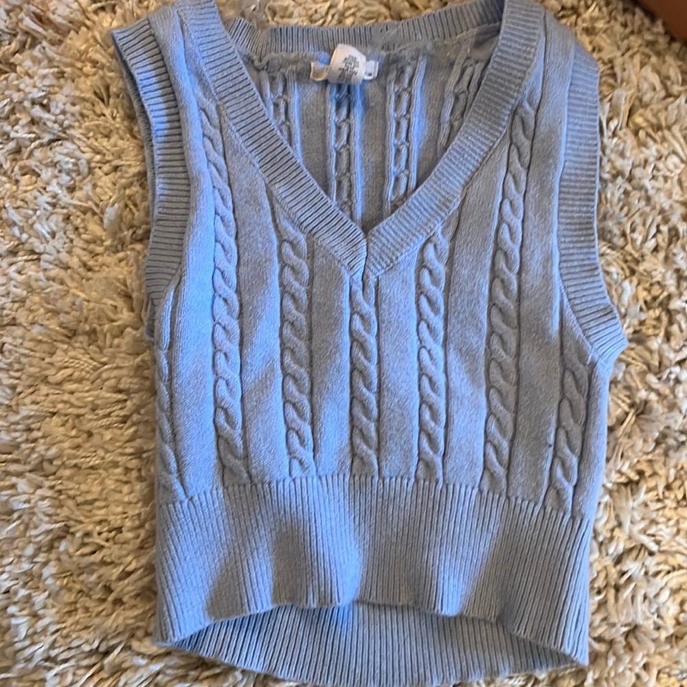 cropped blue tank top no stains worn barely